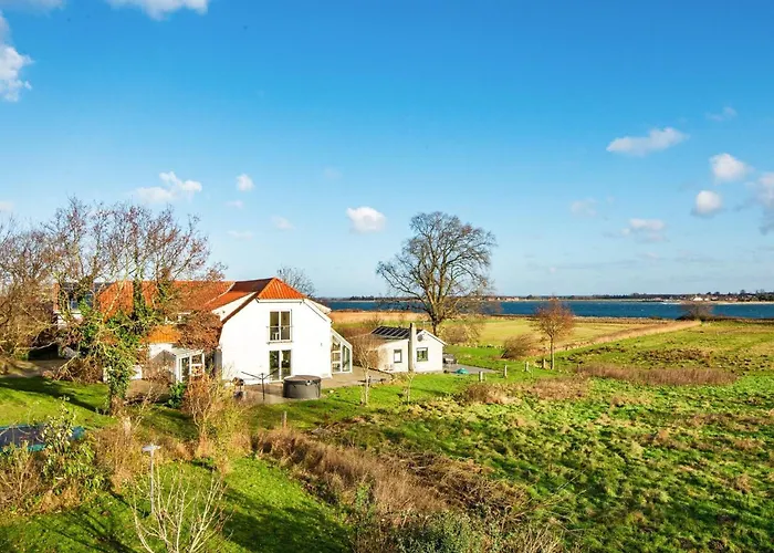 Luxury Seaside Retreat - By Traum *